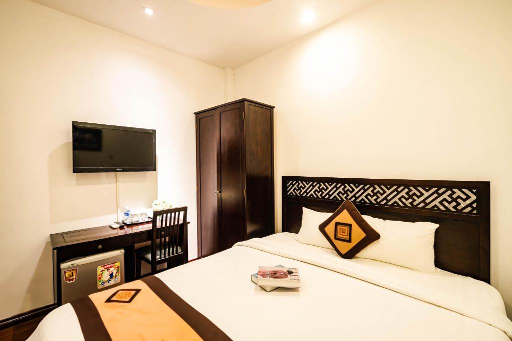 Wild Lotus Hotel & Travel 2