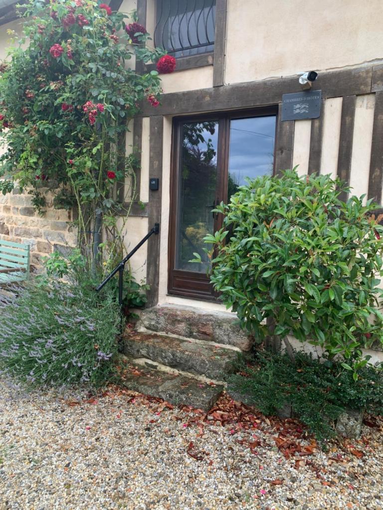 Le Bas Chesnay Chambres D'Hotes Domfront en Poiraie photo 4
