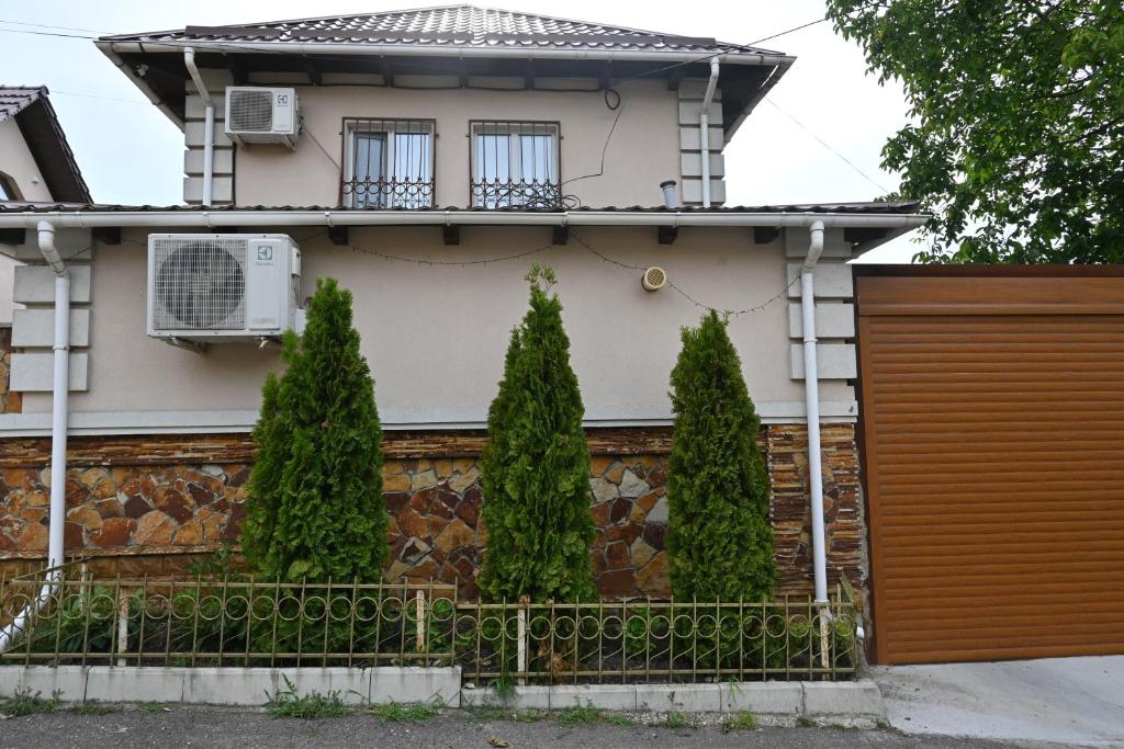 Bright and cozy home with personal terrace photo 3