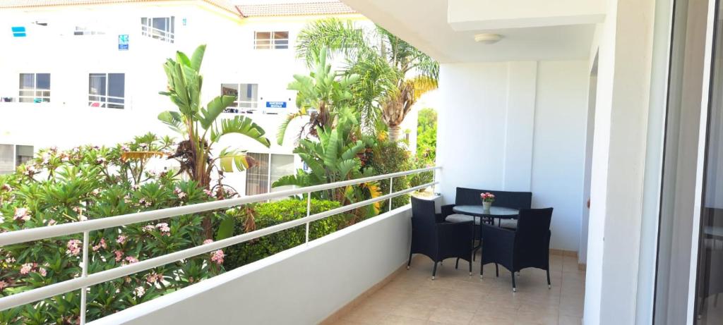 Nissi 3 Pool View Apartment photo 1