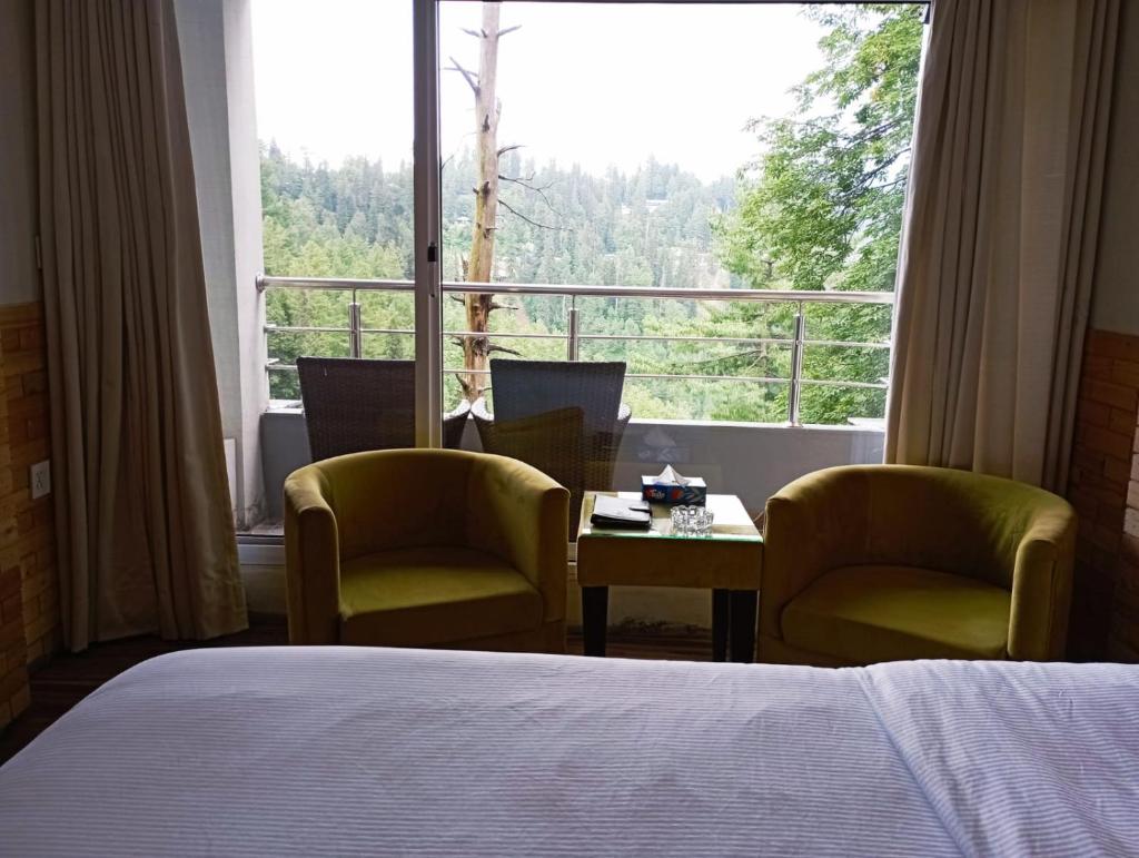Fogland Hotel Nathia Gali photo 3