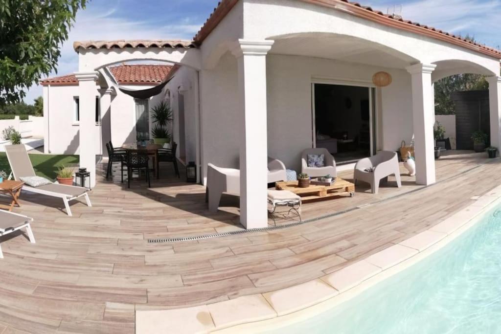 Villa au calme 20 min de la mer face aux vignes