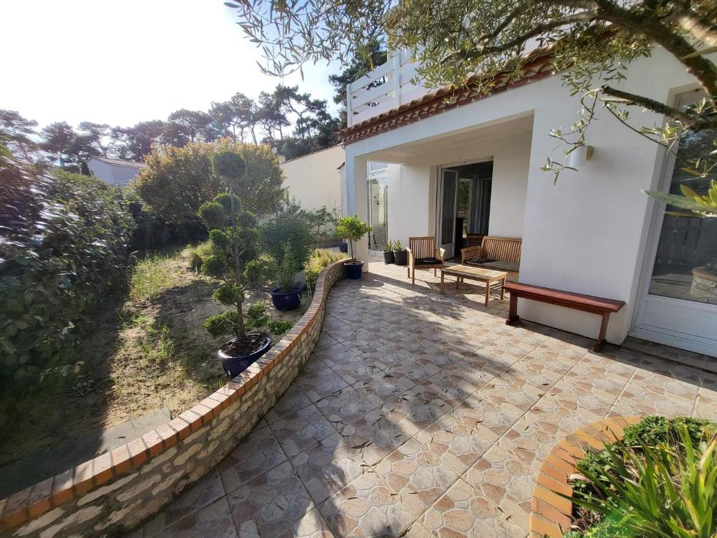 Appartement 3 chambres 6 à 7 pers rez de Jardin 5min plage quartier du Phare photo 2