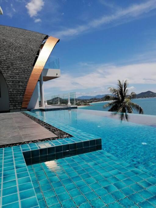 Golden Coconut villa