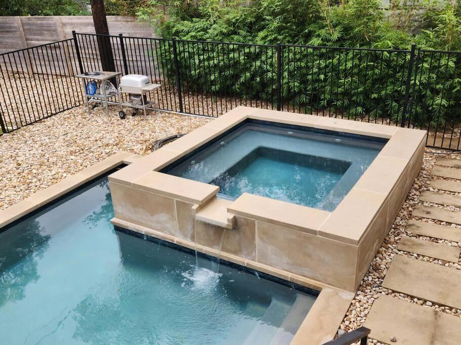 central contemporary w/ POOL and SPA photo 3