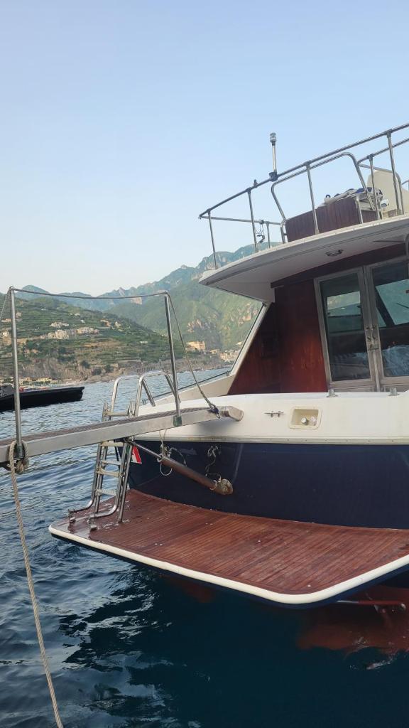 Amalfi Coast Yacht photo 4