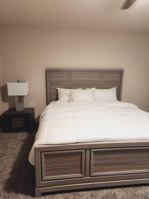 Townhouse near AT&T stadium, Six Flags & Epic Waterpark photo 4
