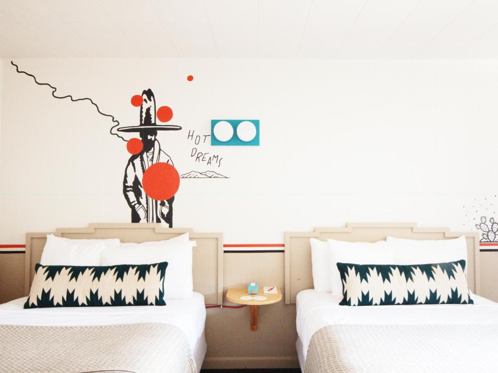 Mesa Verde Motel image