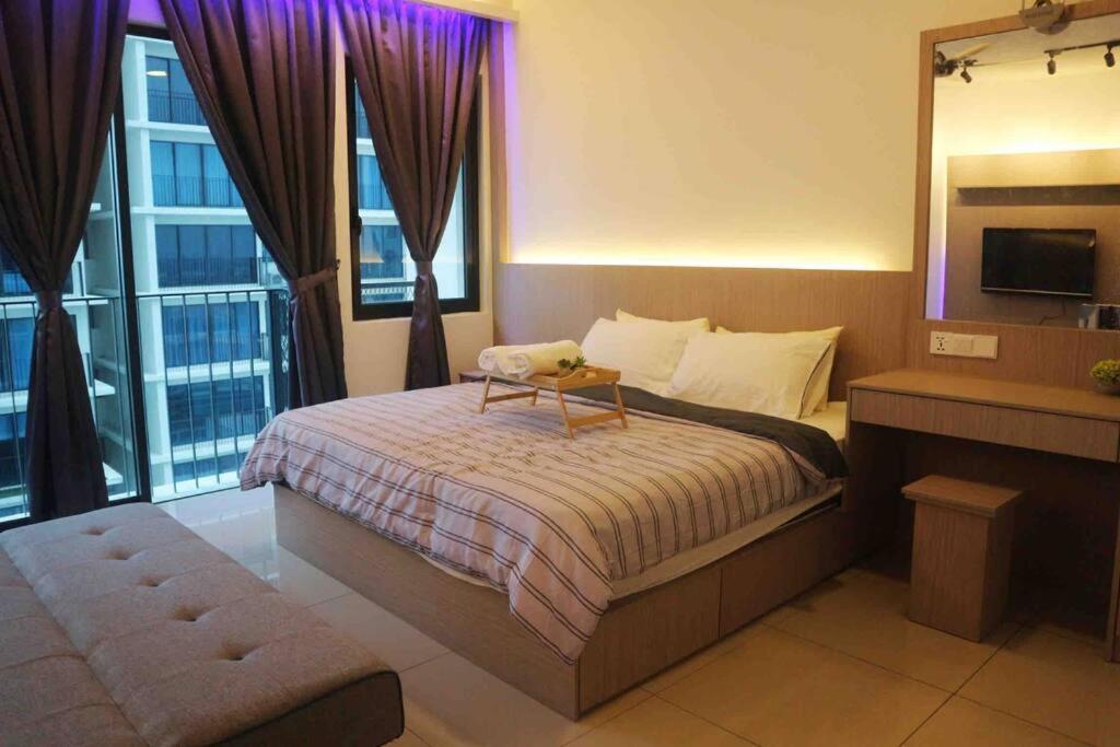 NEW Cozy Studio - Trefoil Setia Alam photo 2