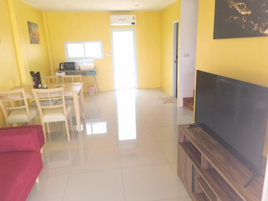 YYK Homestay photo 2