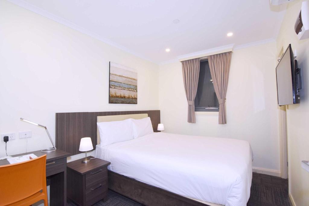 ibis Styles Kingsgate Hotel photo 2