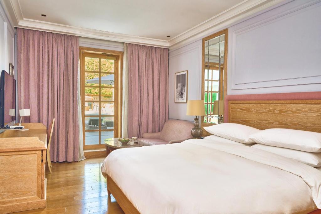 Palmyard Hotel photo 2
