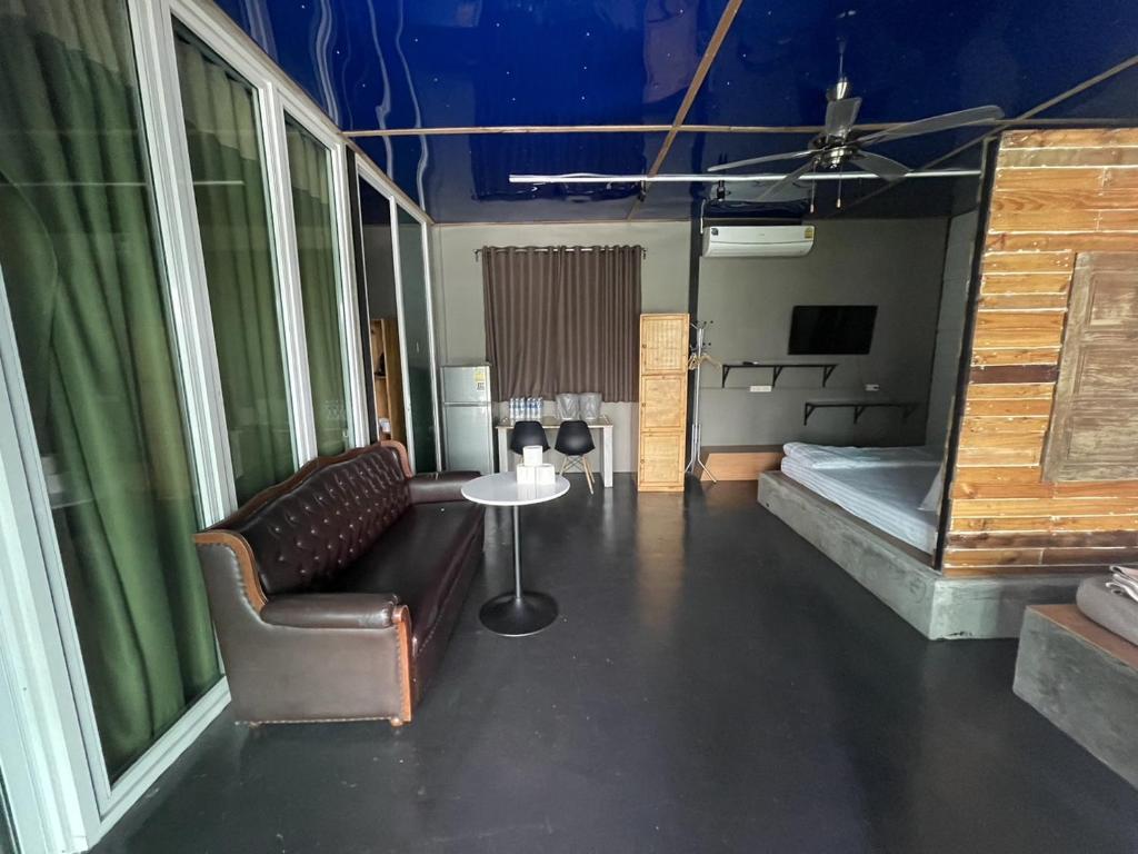 B Samcook Home16 photo 4