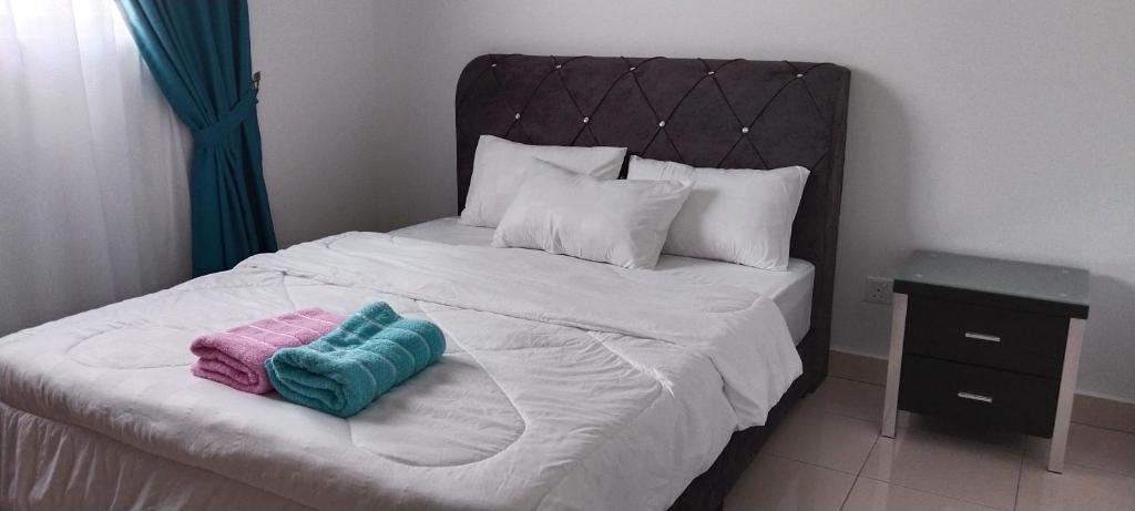 MQA RoomStay