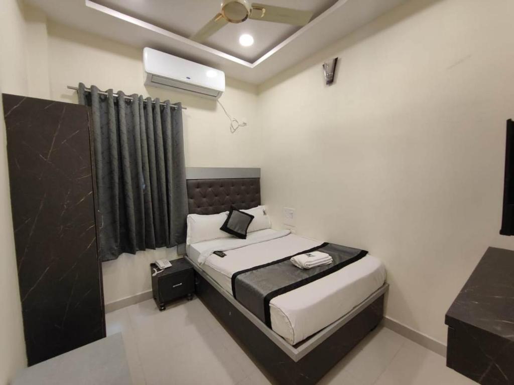 HOTEL VIGHNESHWARA INN photo 1