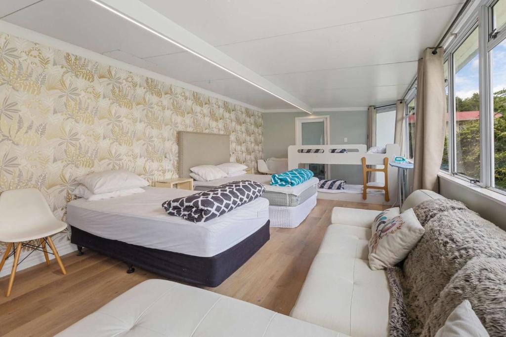 Lakefront Getaway in Rotorua