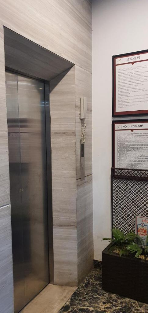 Madame Trang Da Nang