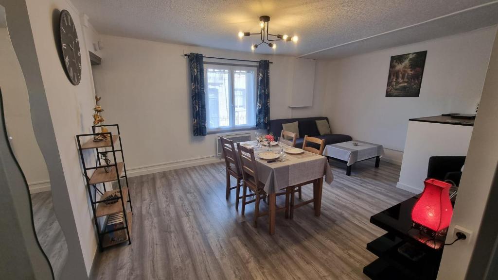 Appartement Rethel - Netflix - Marc & cécile photo 3