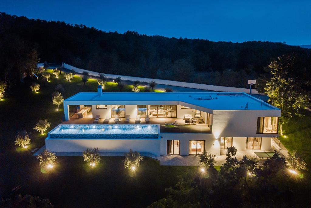 Villa Nicol Tireli photo 1