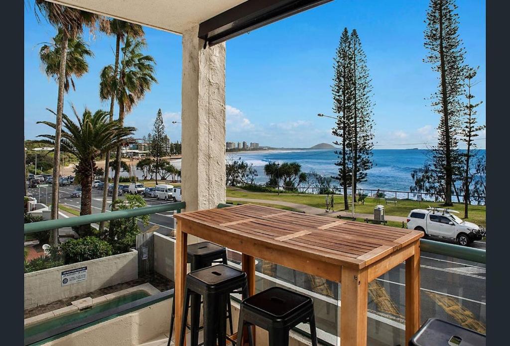 Alexandra Headland Beach - Stunning Views ZF9 photo 1