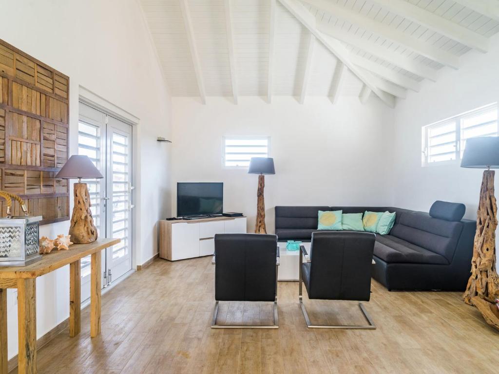 Beautiful Villa in Jan Thiel near Beach photo 3