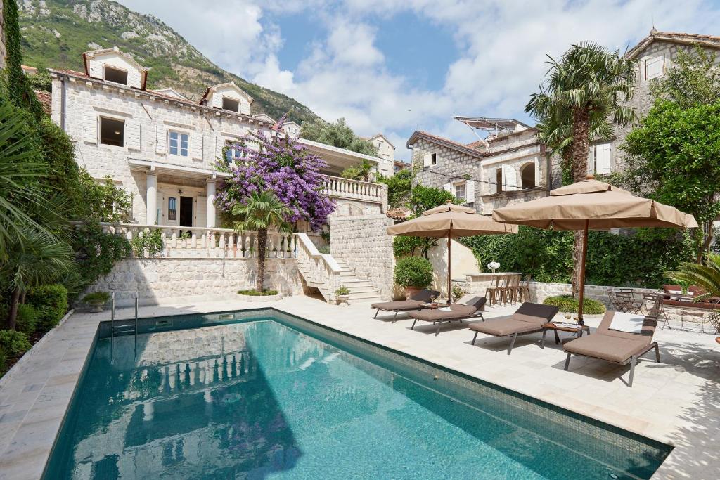 Villa Perastian Thriton photo 1
