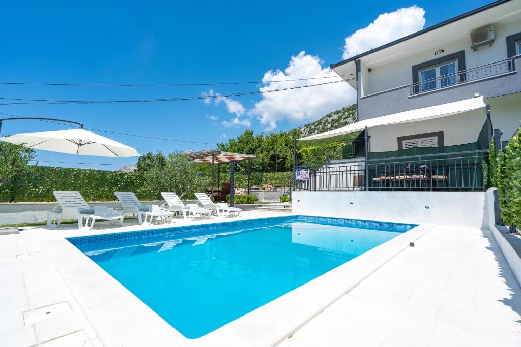 Apartment Campo Verde with a private pool photo 1