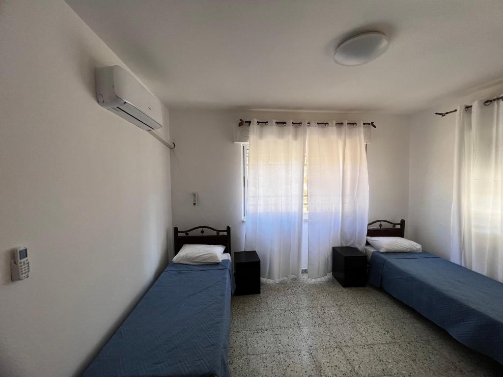 Naji's House in Bethlehem-Full apartement photo 2