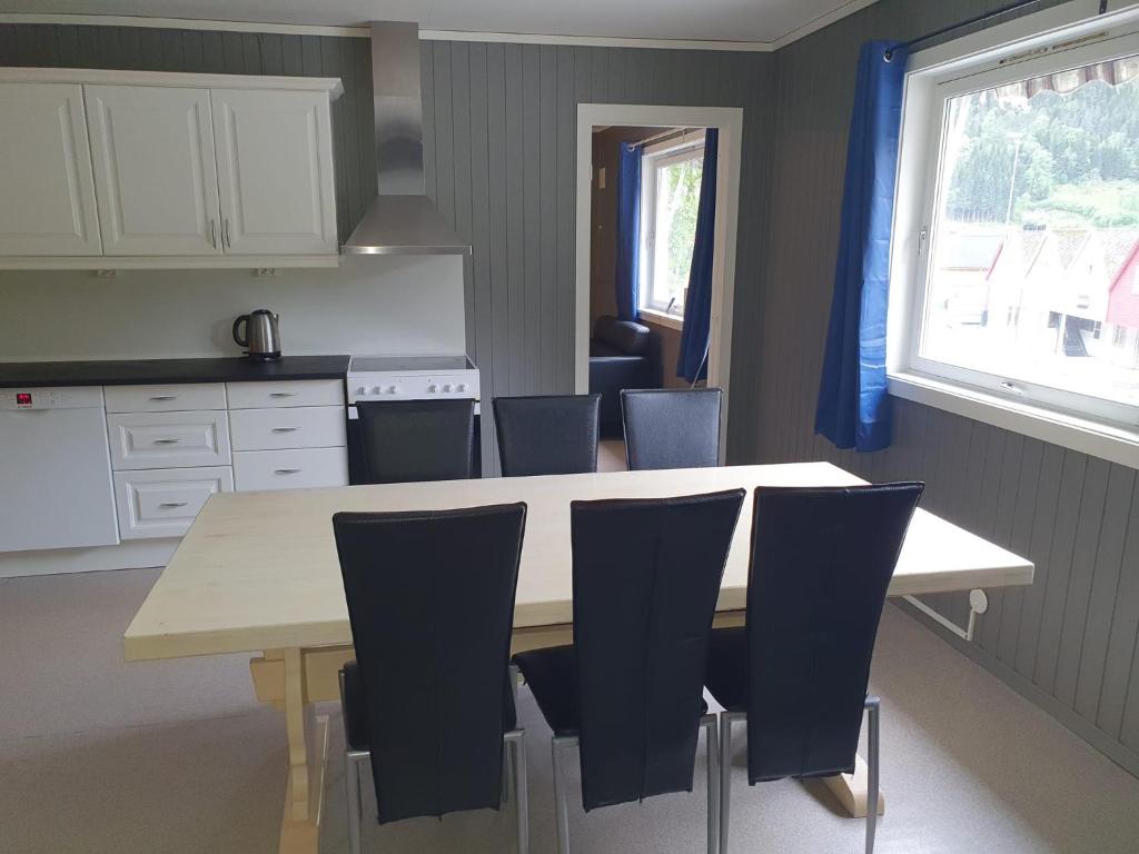 Leirvik i Sogn-Apartment photo 3