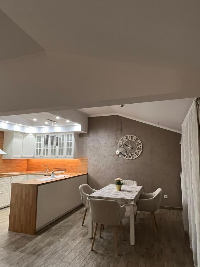 Exclusive apartment photo 3