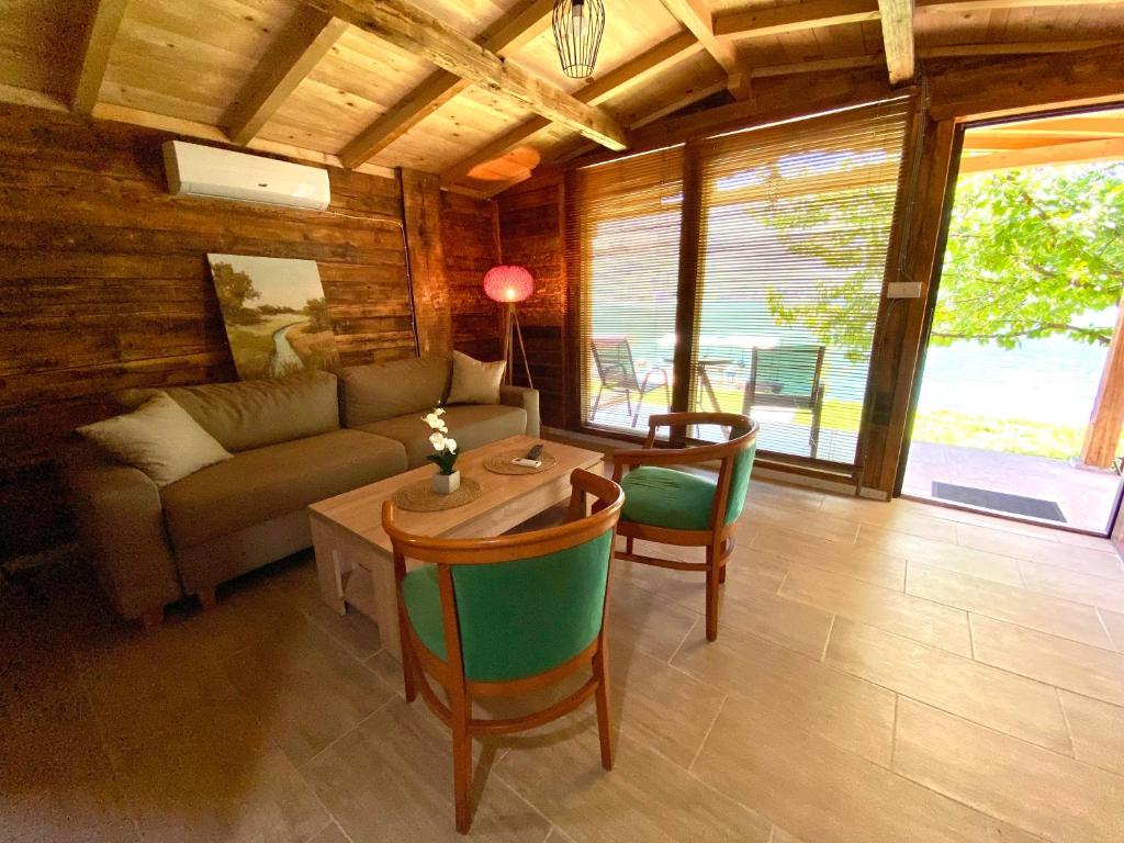Rustic Heaven Ostrožac Cottage houses photo 1
