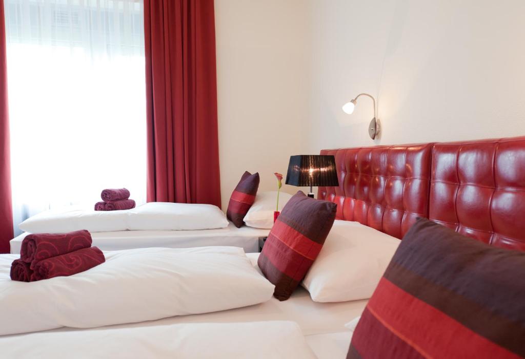 Трехместный (Трехместный номер), Hotel Esplanade