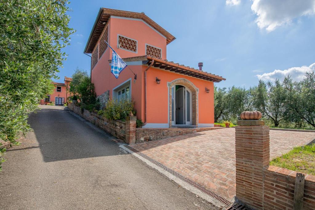 Fienile Cipresso, art of living Tuscany photo 1