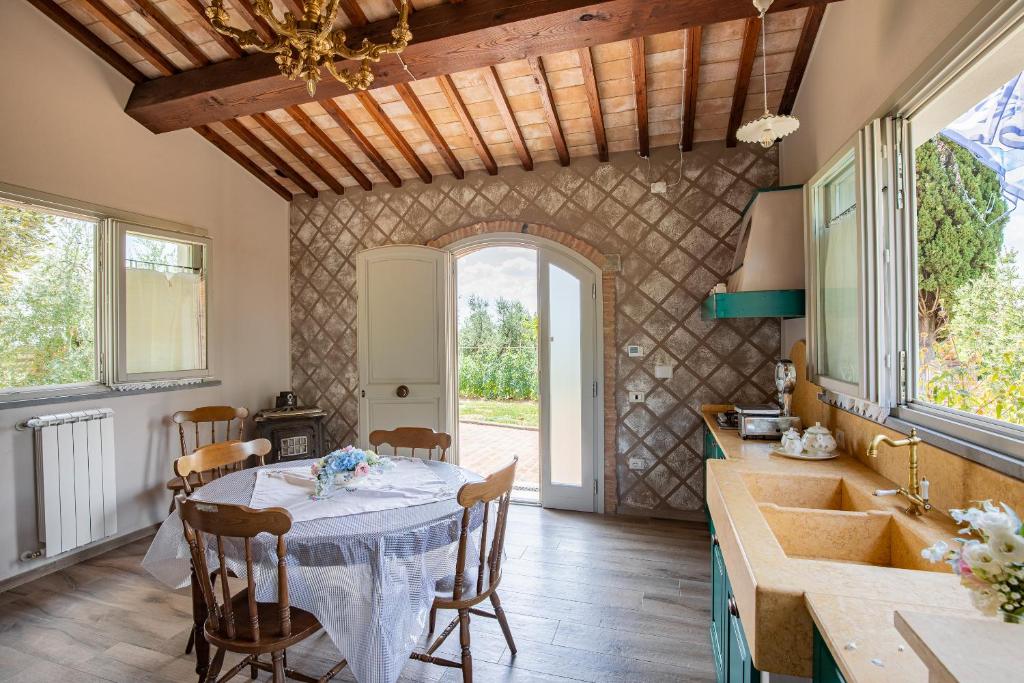 Fienile Cipresso, art of living Tuscany photo 2