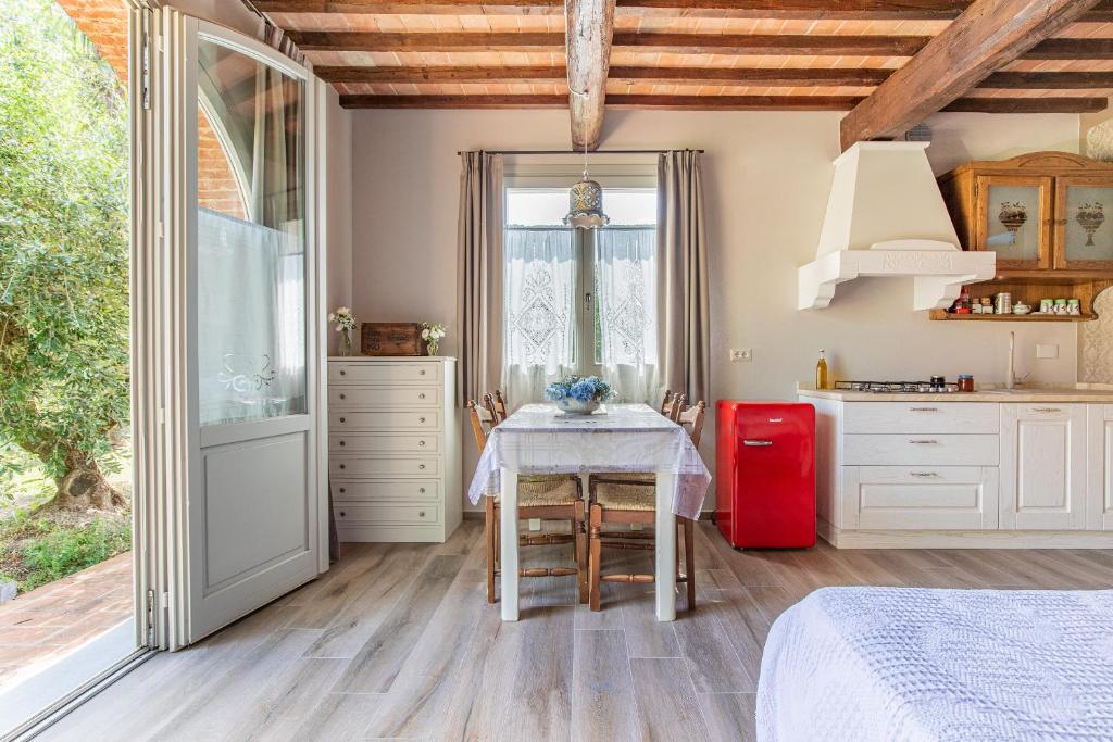 Fienile Olivo, art of living Tuscany photo 2