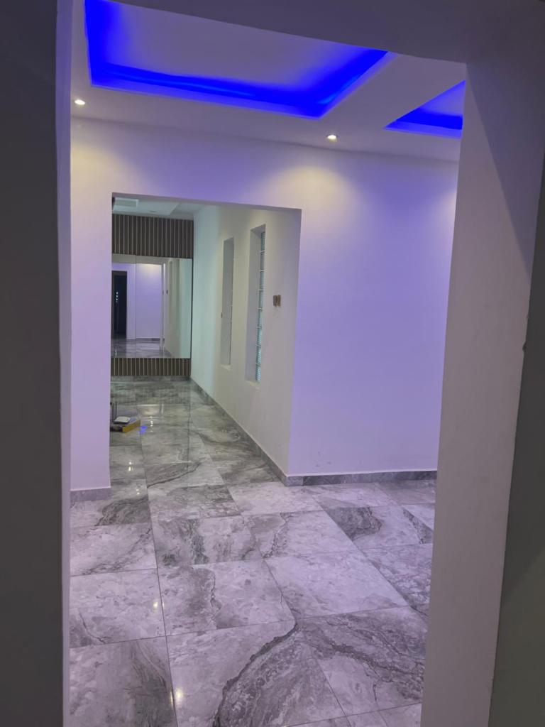 2 Bedroom Penthouse, Victoria Island Lagos photo 2