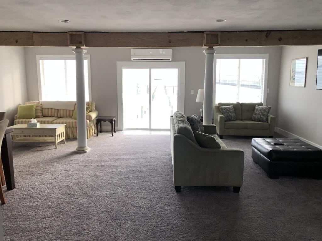 Mariners Cove cottage photo 3