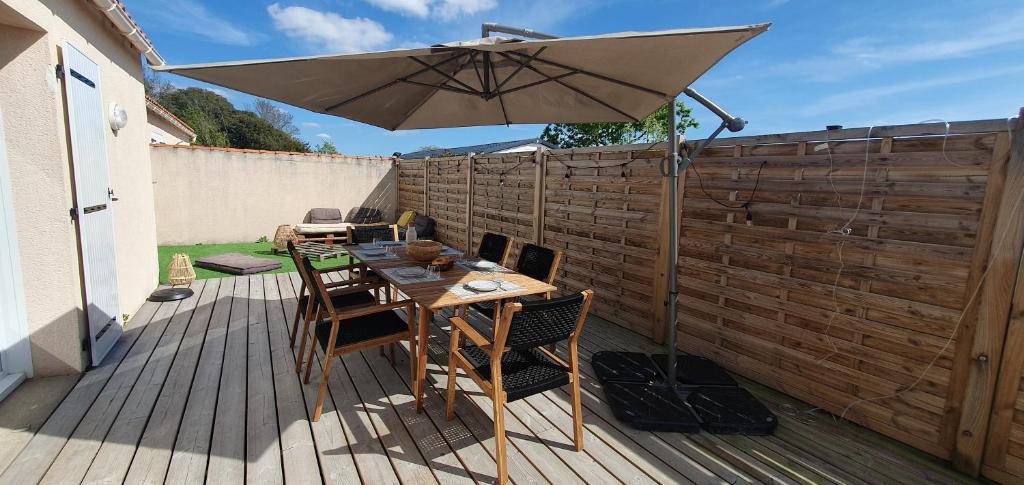 Maison de surfeurs proche de l'océan au calme photo 1