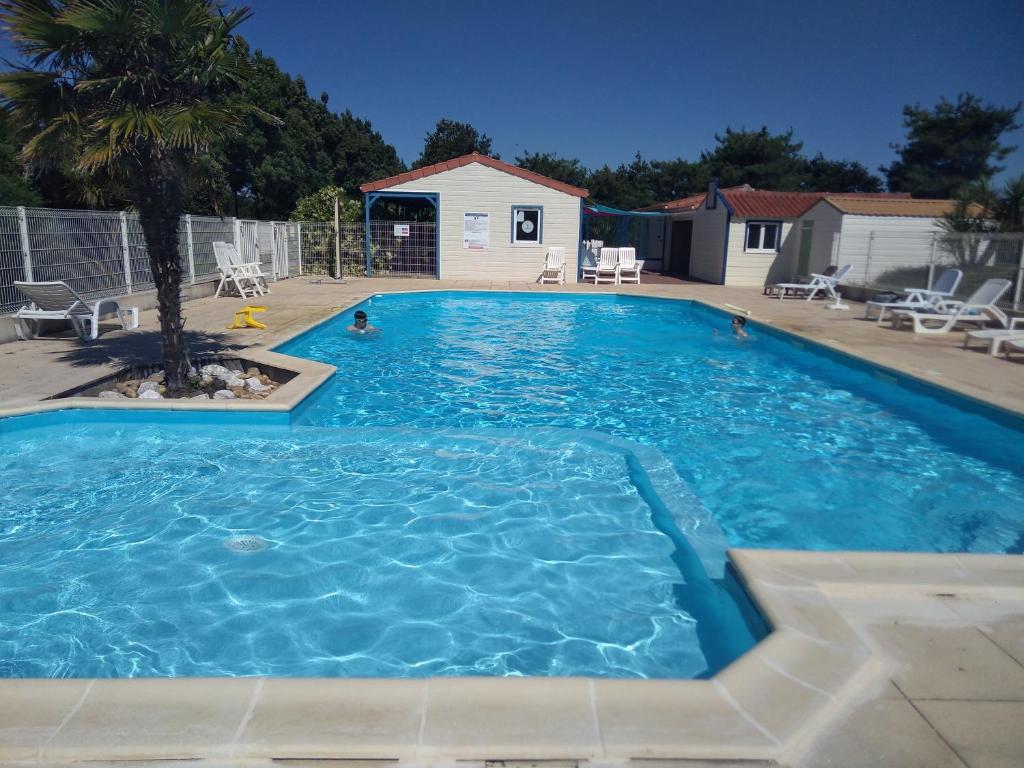 Chalet spacieux à 8 km de la mer photo 1