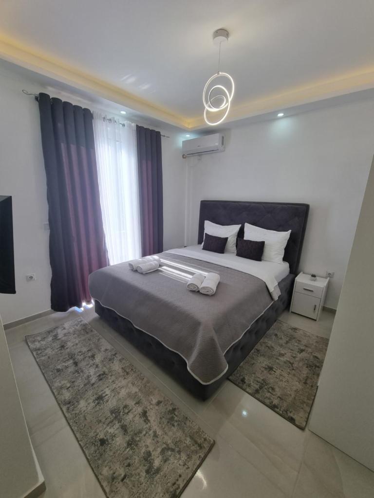 Kahari Apartments