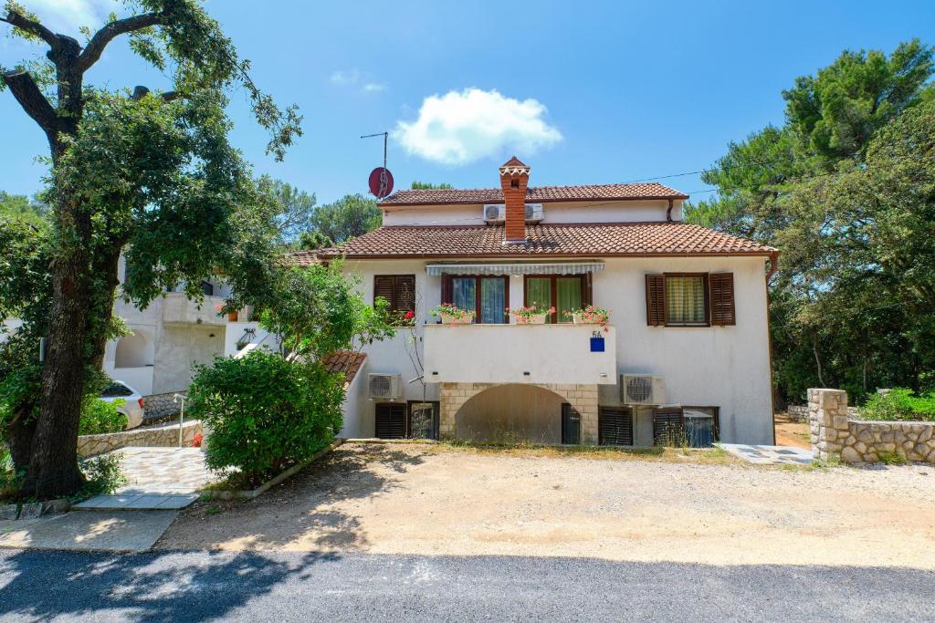 Apartments by the sea Artatore, Losinj - 2509 photo 1