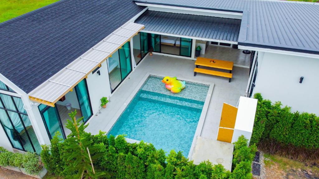 Villa Paramount 1 photo 1