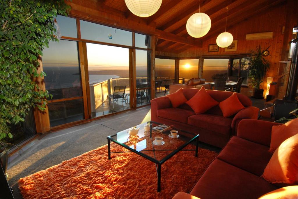 Summit Views Skyview Penthouse photo 4
