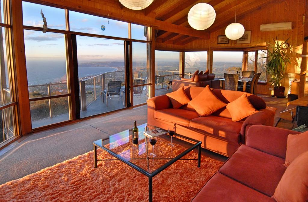 Summit Views Skyview Penthouse photo 2
