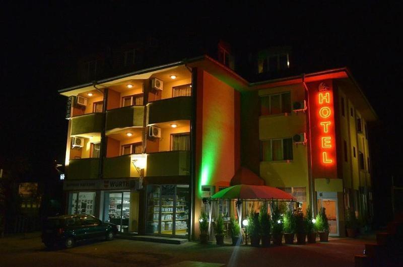 Hotel Pilevski photo 1