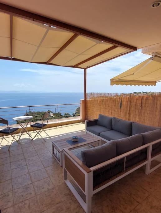 Simply Meraki Gytheian apt with Panoramic Sea View photo 2