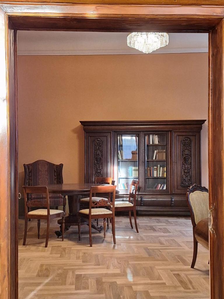Stadtpalais Marché-Suite maximal 2 Personen und 1 Kleinkind photo 2