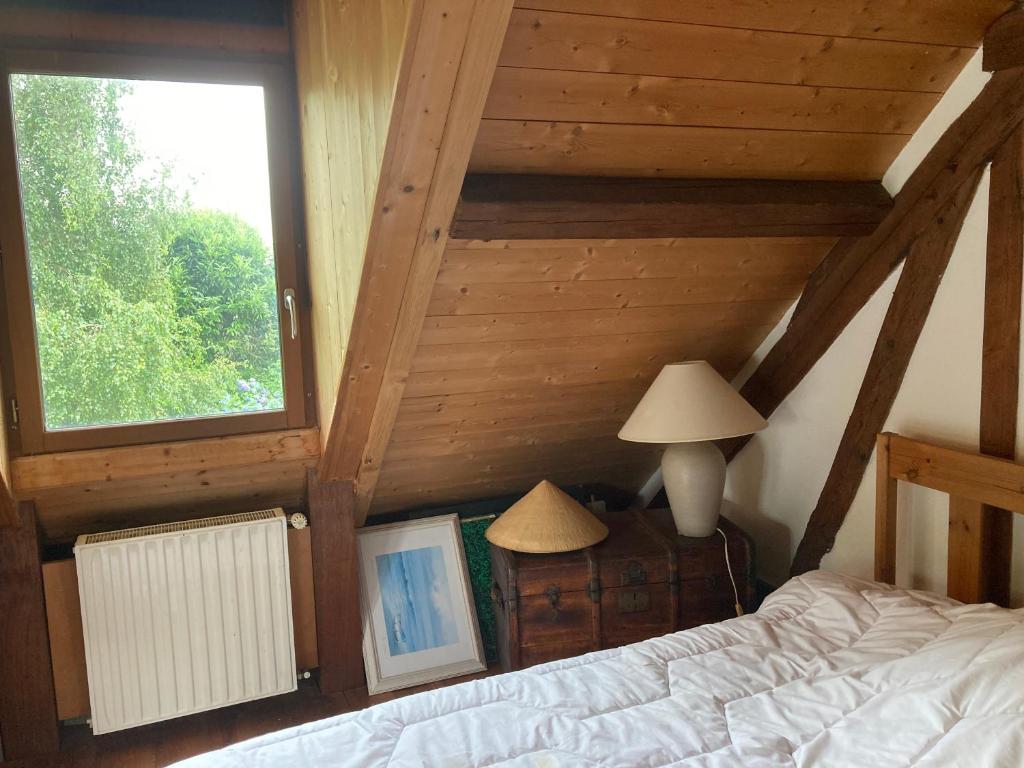 Une chambre dans la verdure photo 2