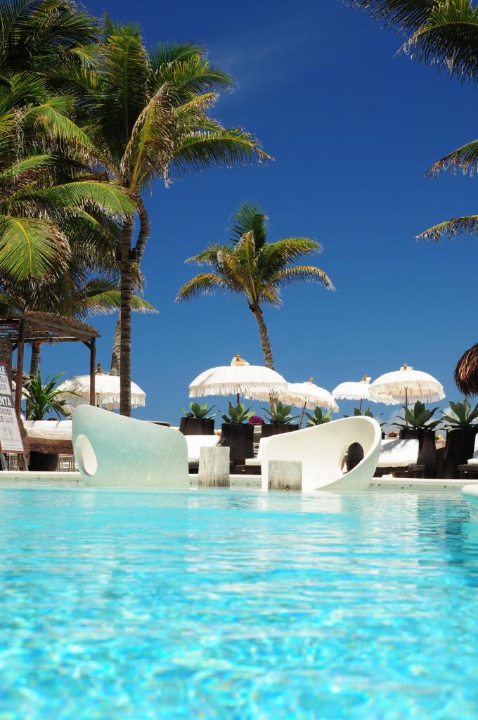 El Taj Oceanfront and Beachside Condo Hotel photo 1