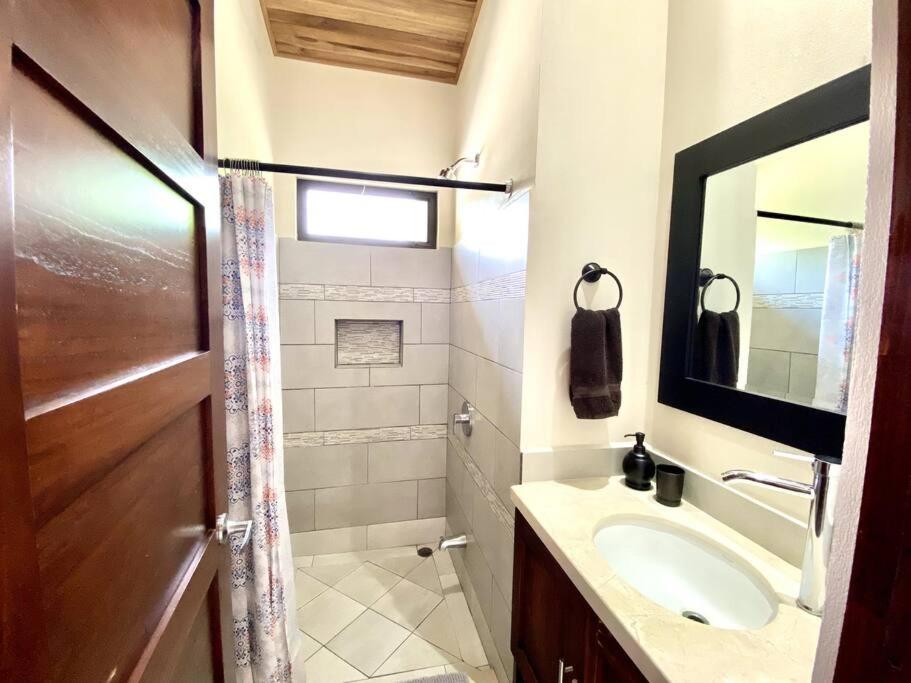 Casa Linda. Peaceful & Comfortable! photo 3